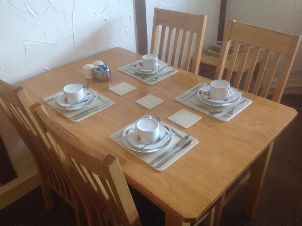 San Diego Guest House - Near Pleasure Beach แบล็คพูล ภายนอก รูปภาพ